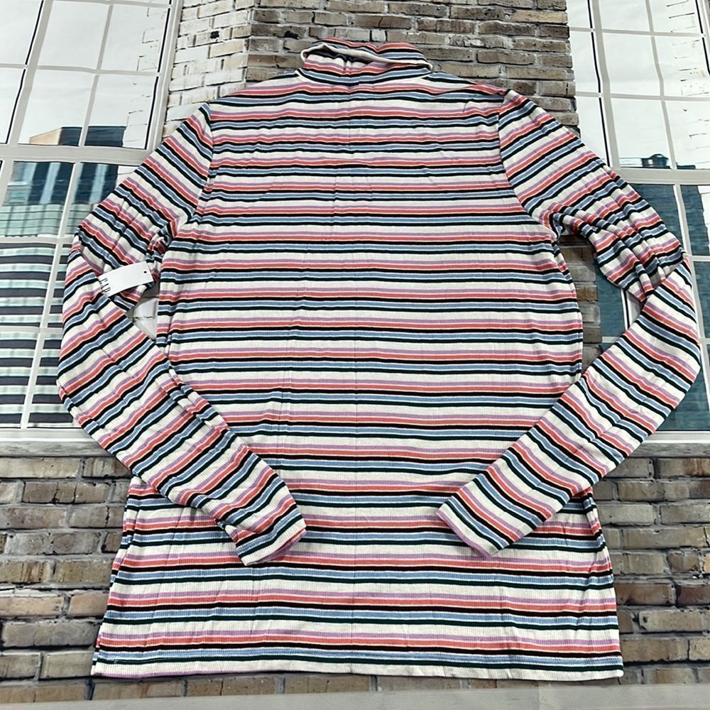 NWT Women’s Gap Multicolored Turtle Neck Long Sleeve Basic Shirt (L) GE13